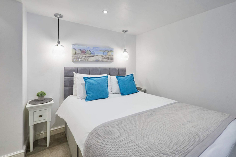 Bedroom 2, Host Stay The Courtyard Retreat, North Yorkshire