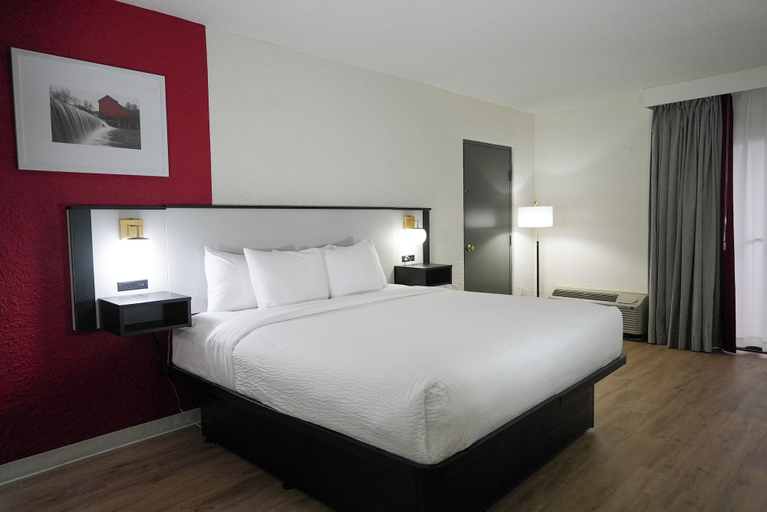 Bedroom 4, Ramada by Wyndham Tulsa Broken Arrow, Tulsa