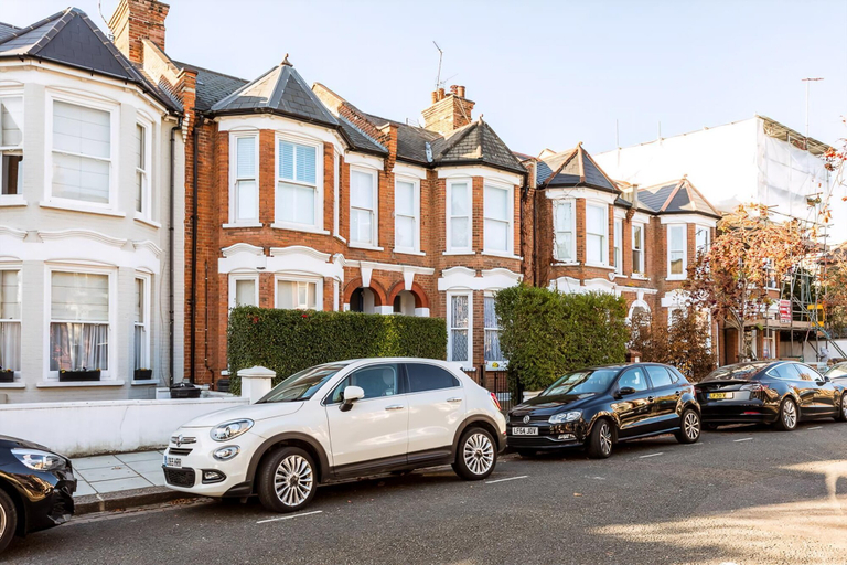 Exterior & Views 2, Spacious Apartment Near Portobello Road, London