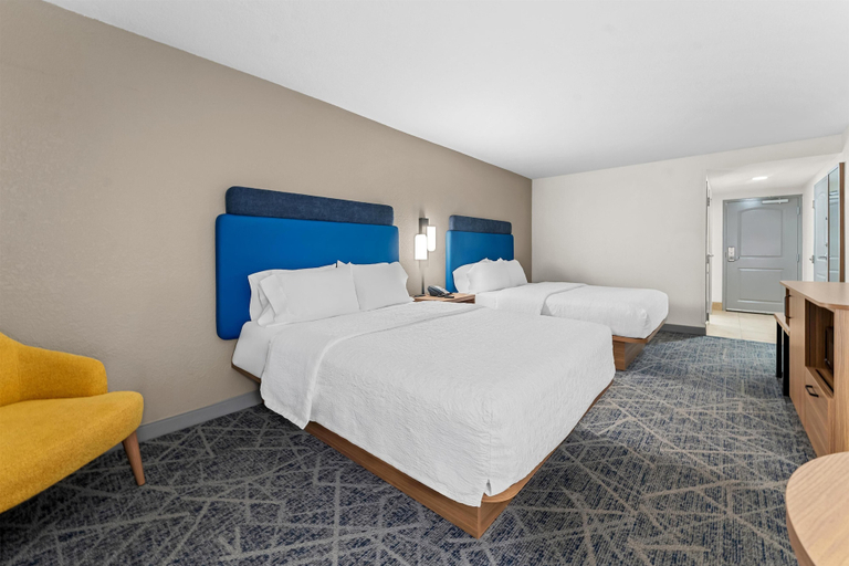Bedroom 3, Hampton Inn & Suites Tifton, Tift