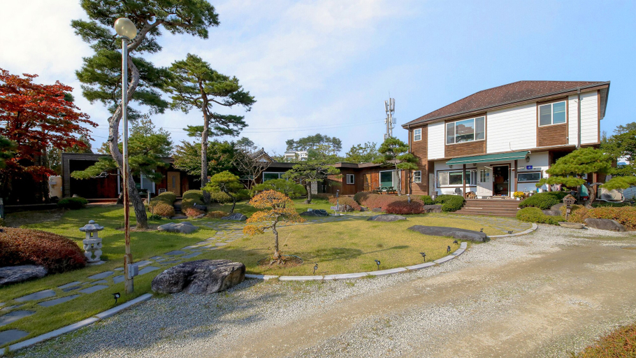 Exterior & Views 2, Gangneung Way to Gyeongpodae Pension, Gangneung