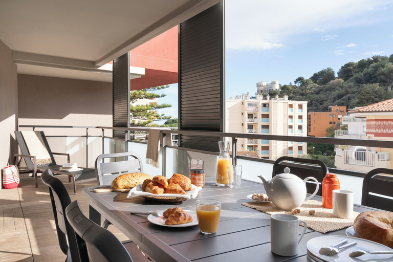 Food & Drinks, Pierre & Vacances Residence Premium Julia Augusta, Alpes-Maritimes