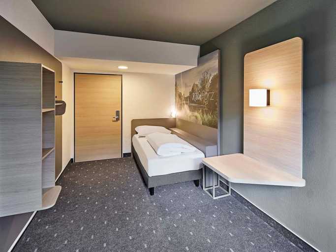 Bedroom 4, B&B HOTEL Köln-Porz, Köln