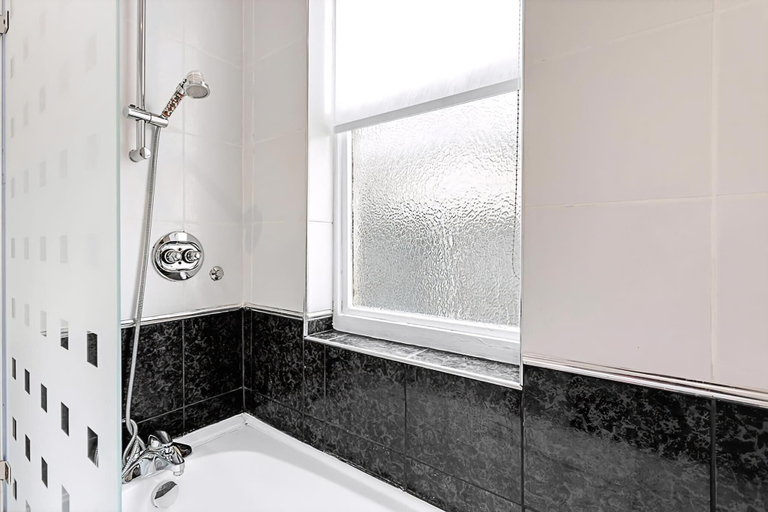 Bathroom 3, The Marylebone Marble, London