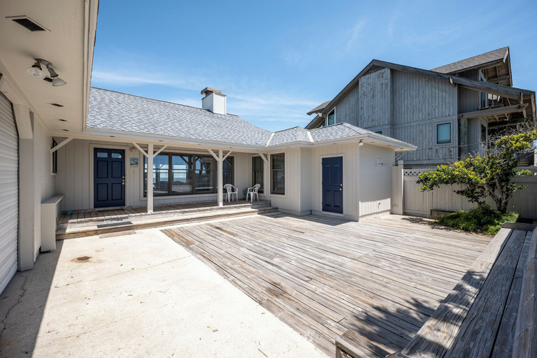 Exterior & Views, Ocean's Edge by Distinctive Beach Rentals, Saint Johns