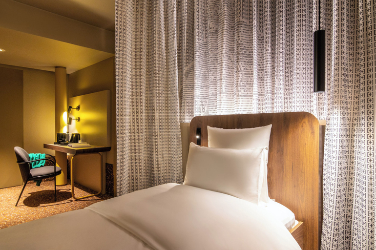 Bedroom 2, TRIBE Düsseldorf, Düsseldorf