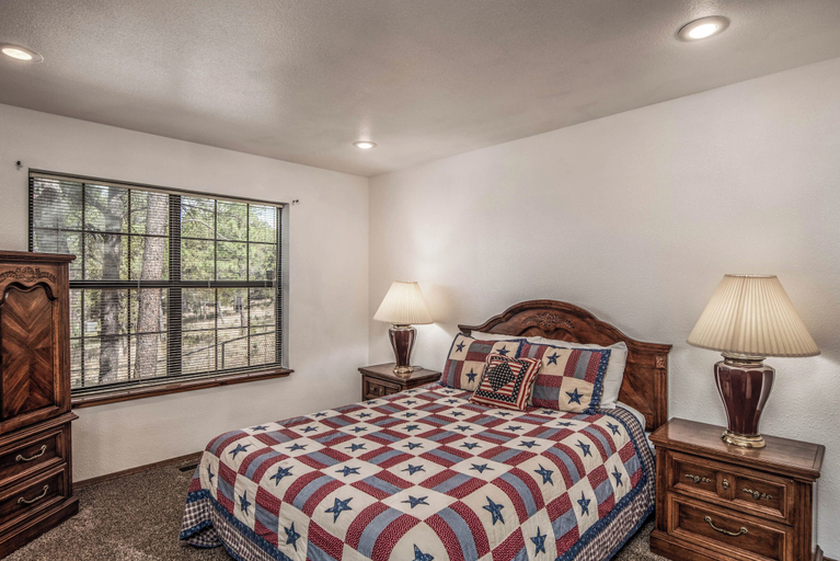 Bedroom 4, Christi and Don's Nuthouse by Ruidoso Vacation Rentals, Lincoln