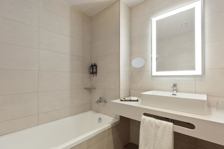 Bathroom 3, Hotel Best Oasis Tropical, Almería