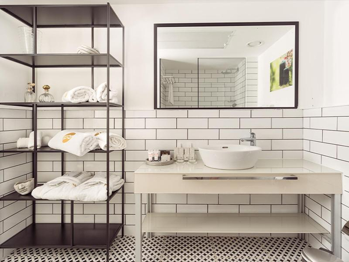 Bathroom 5, Jacob Resort Hadera