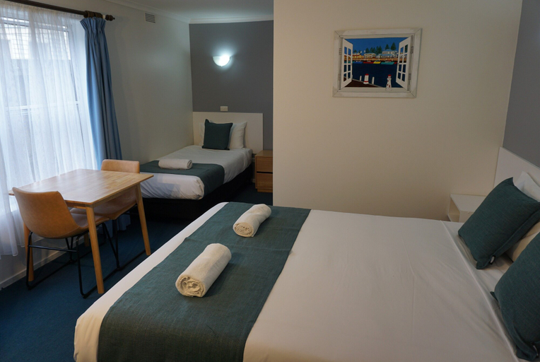 Bedroom 2, Central Motel Port Fairy, Moyne - South