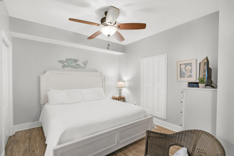 Bedroom 2, Majestic Beach Towers 1-1006, Bay
