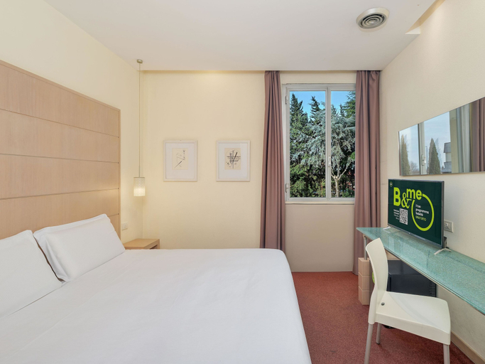 Bedroom 5, B&B HOTEL CALENZANO FIRST, Florence