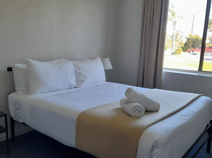Bedroom 3, Victor Harbor Holiday Park, Victor Harbor