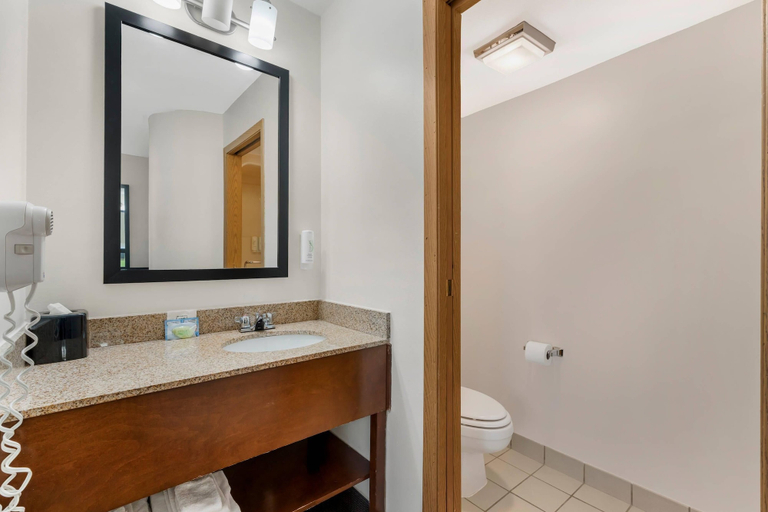 Bathroom 5, Sleep Inn Billings, Yellowstone
