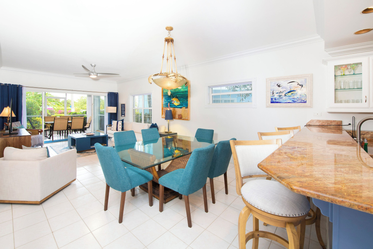 Food & Drinks 5, The Grandview Condos on Seven Mile Beach