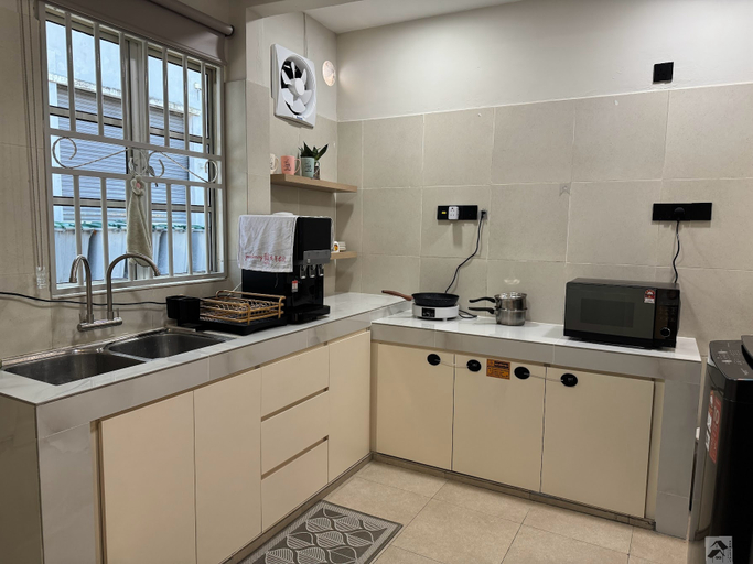 Others 4, QQ Cozy Nest (3R2B), Seremban