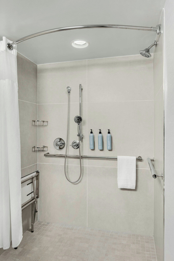 Bathroom 4, Courtyard by Marriott Hamilton, Butler