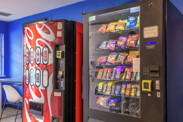 Food & Drinks 4, Studio 6 Columbus, GA – Columbus Airport, Muscogee