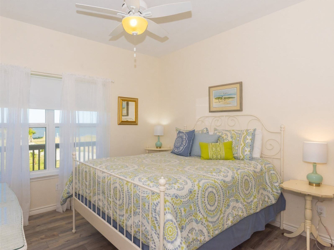 Bedroom 3, Anchor House by Miss Kitty’s, Aransas