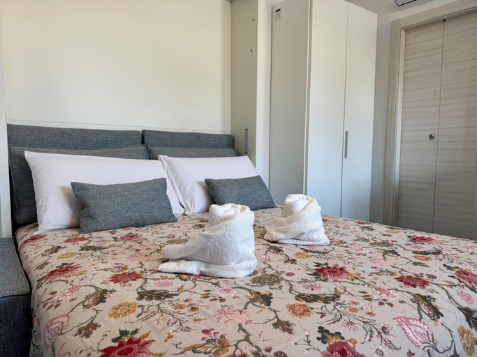 Bedroom 2, Aurora View Resort - Boutique Suites, Catania