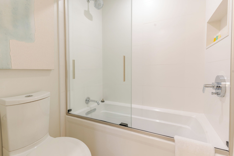 Bathroom 4, Villas of the Galleon