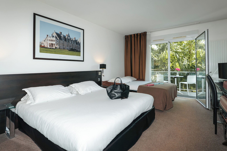 Bedroom 3, Westotel Life Appart’hôtels Carquefou - Résidence 4 étoiles, Loire-Atlantique