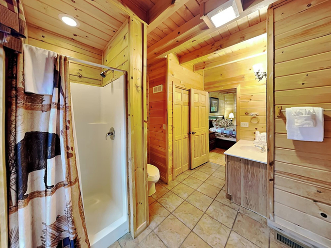 Bathroom, Peyton's Hideaway by Jackson Mountain Rentals, Sevier