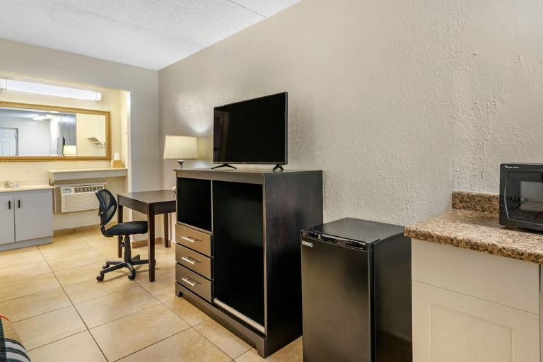 Others 5, Rodeway Inn Clearwater - Dunedin, Pinellas
