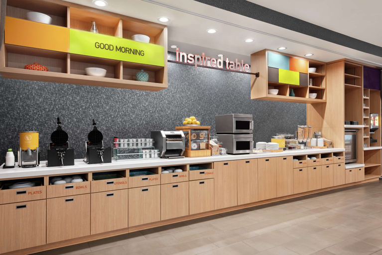 Food & Drinks 5, Home2 Suites by Hilton Columbia Harbison, Richland