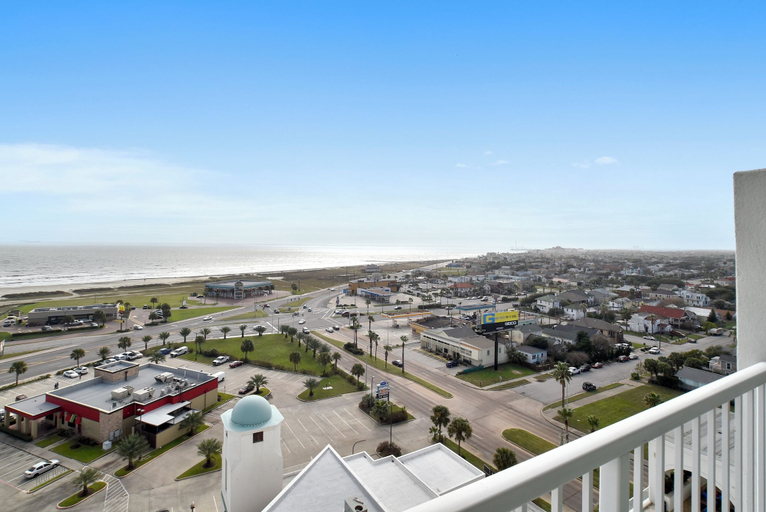 Others 4, Emerald 1111 by Ryson Vacation Rentals, Galveston