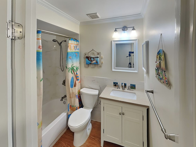 Bathroom 4, Sea Winds 52 by Distinctive Beach Rentals, Saint Johns