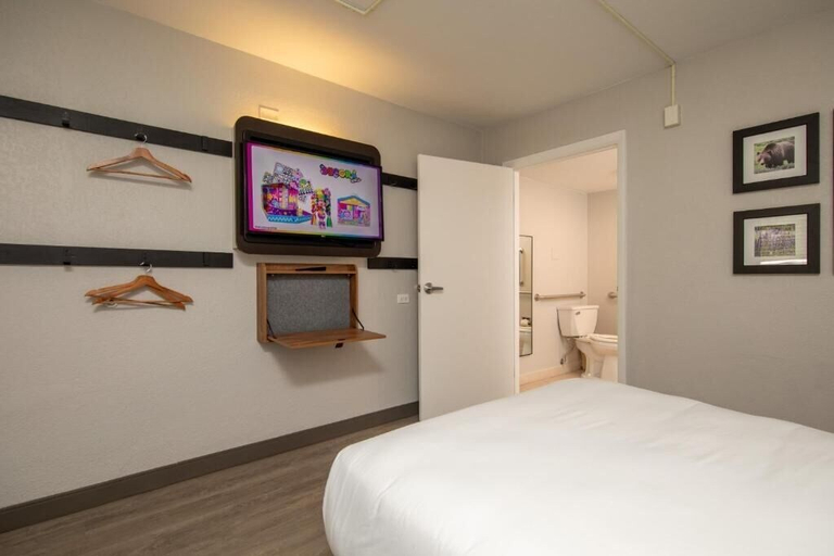 Bedroom 4, The Jackson SouthTown, Teton