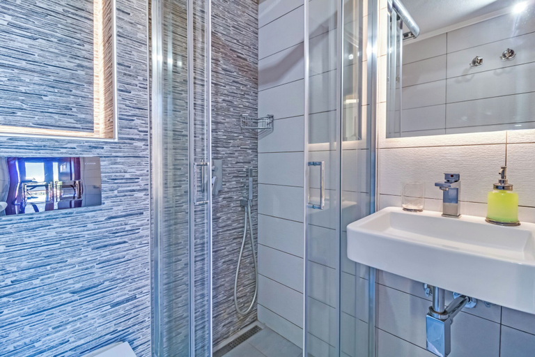 Bathroom 3, Sea View Villas, Central Macedonia