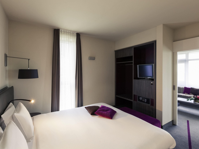 Bedroom 2, Mercure Hotel Groningen Martiniplaza, Groningen