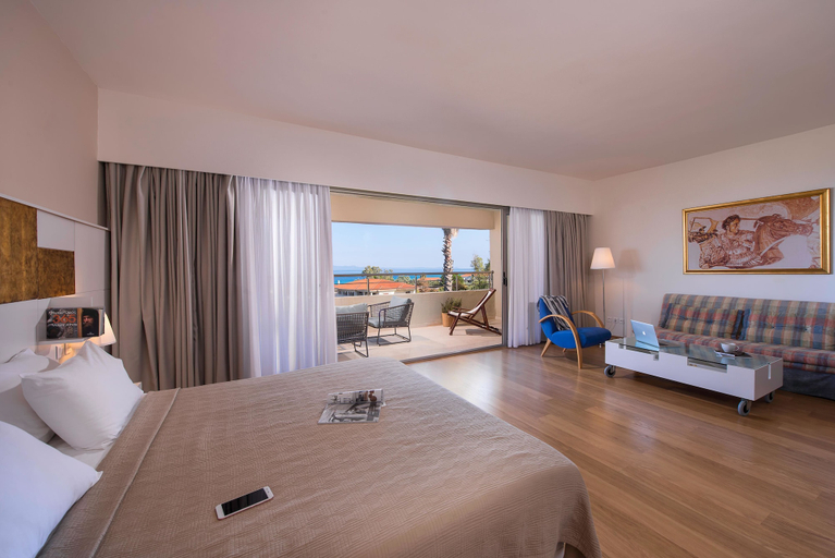 Bedroom 3, Kassandra Palace Seaside Resort, Central Macedonia