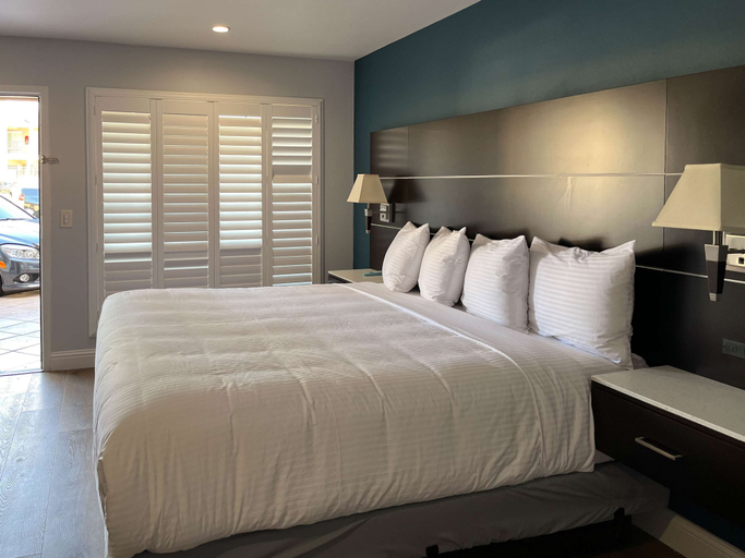 Bedroom 4, Studio 6 Vallejo, Ca – Napa Valley, Solano