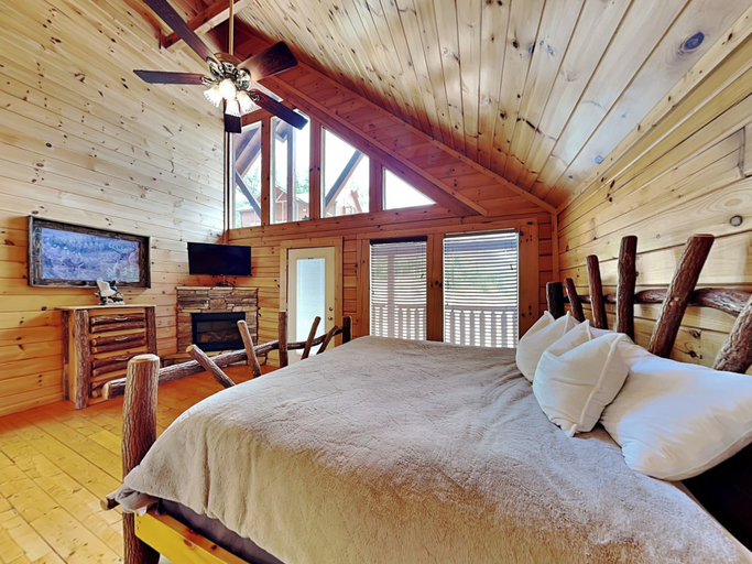 Bedroom 3, Having a Blast by Jackson Mountain Rentals, Sevier