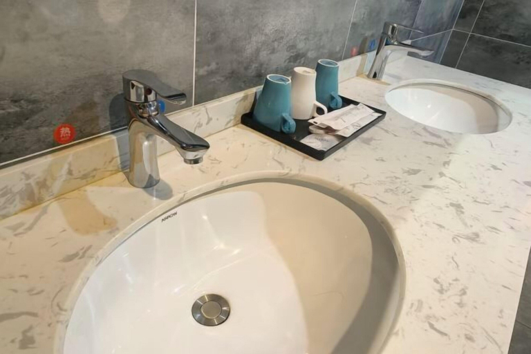 Bathroom 3, Bei'an Theme Hotel, Huzhou