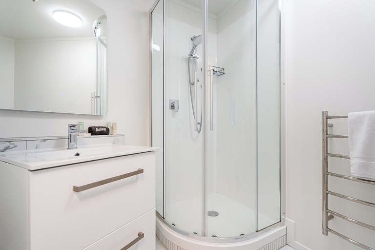 Bathroom 4, Waterfront Apartments Whitianga, Thames-Coromandel