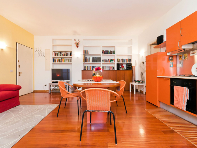 Others 5, Italianway - Vallazze 87, Milano