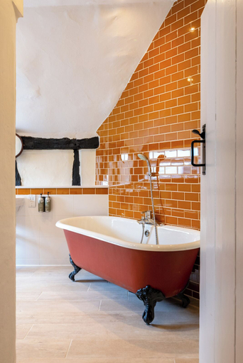 Bathroom 3, The Richard Onslow, Surrey