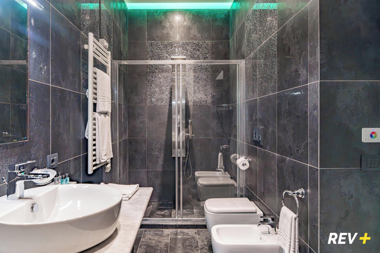 Bathroom 5, Via Veneto Suites, Rome
