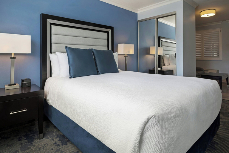 Bedroom 4, City Express By Marriott Manhattan Beach, Los Angeles