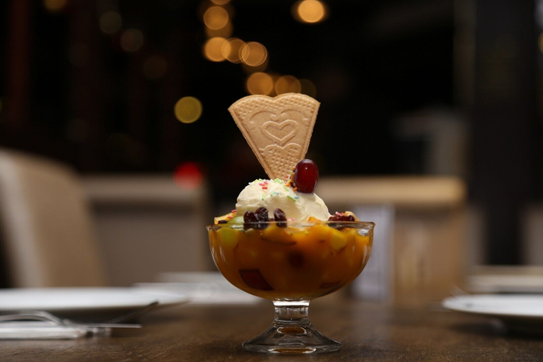 Food & Drinks 5, Casuarina Tree, London