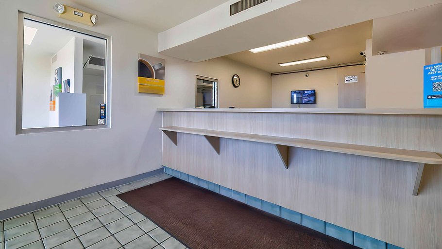 Others 5, Motel 6 Tucumcari, NM, Quay