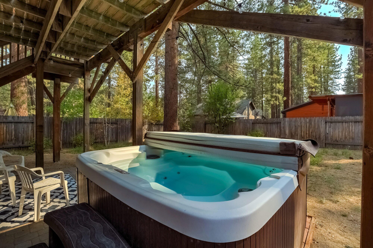 Sport & Beauty, Paloma Place Hot Tub | Game Room | Pool Table, El Dorado