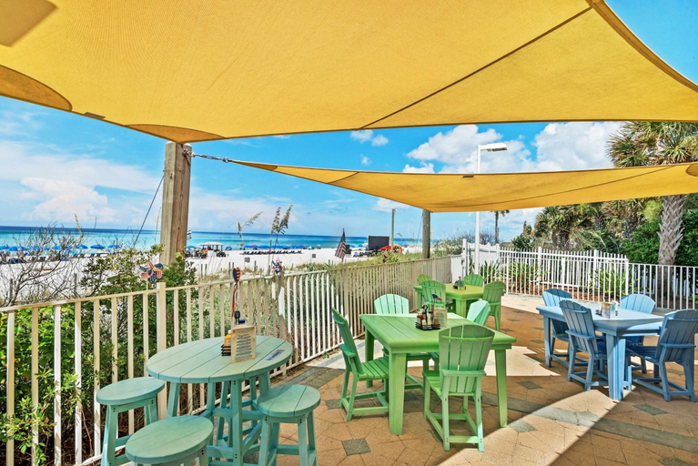 Food & Drinks 5, Boardwalk 1801, Bay