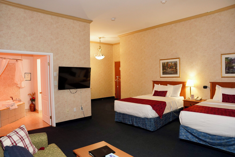 Bedroom 3, Glengate Hotel & Suites, Niagara