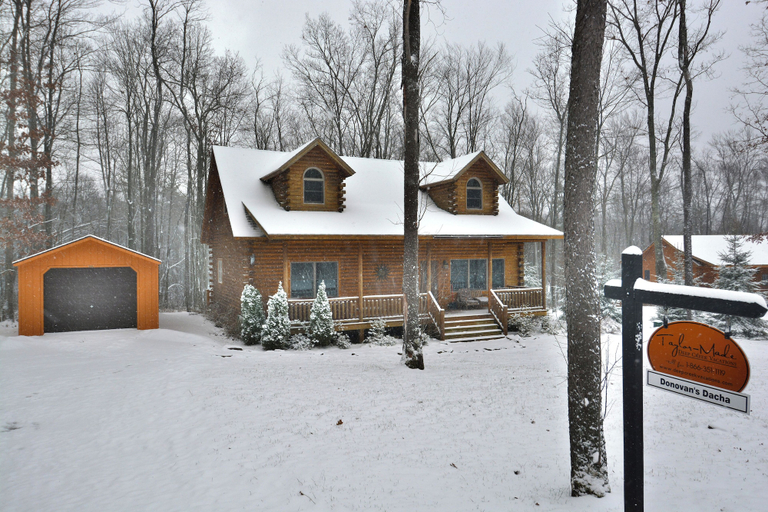 Exterior & Views 2, Donovan's Dacha by Taylor Made Deep Creek, Garrett