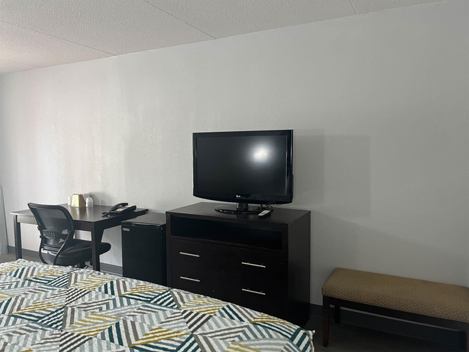 Bedroom 3, Motel 6 – Spindale, NC – Forest City, Rutherford